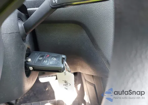 2019 Volkswagen Tiguan 2.0T S из США, поврежденный, VIN 3VV0B7AX7KM066559